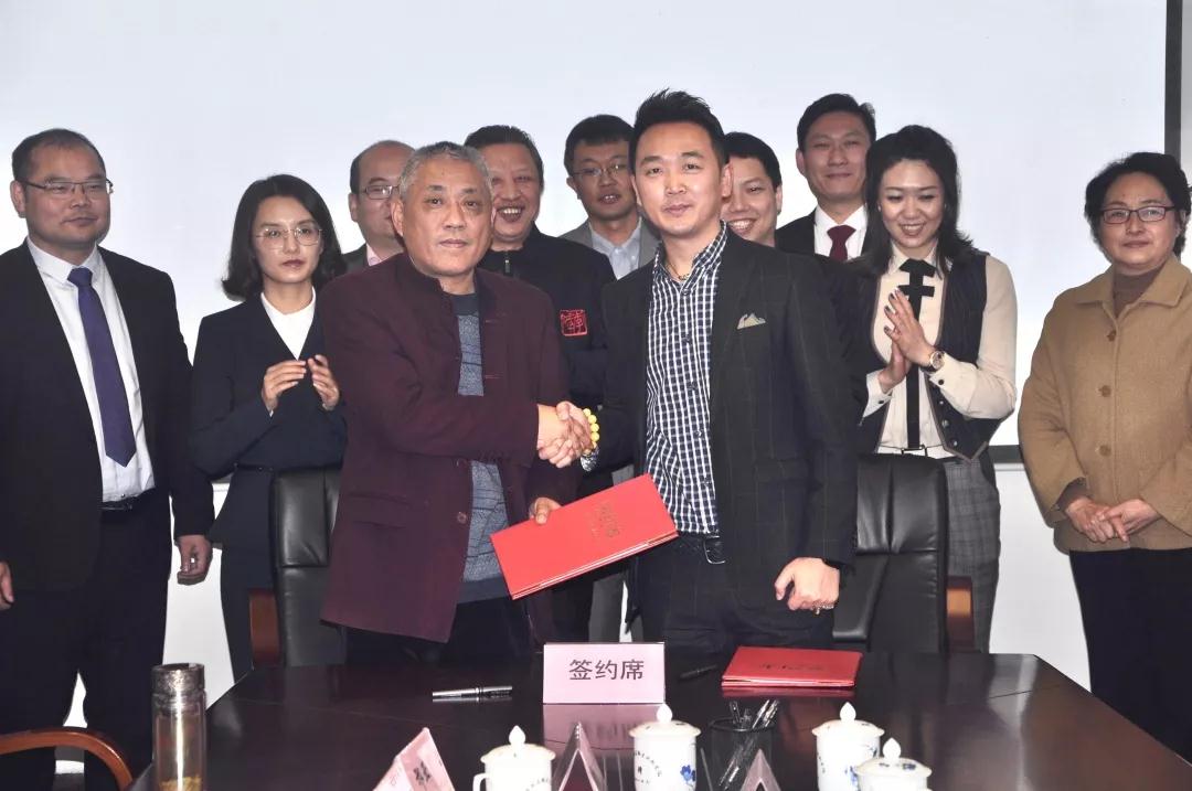 PG共建游戏设计专业签约仪式(图1) PG校企合作