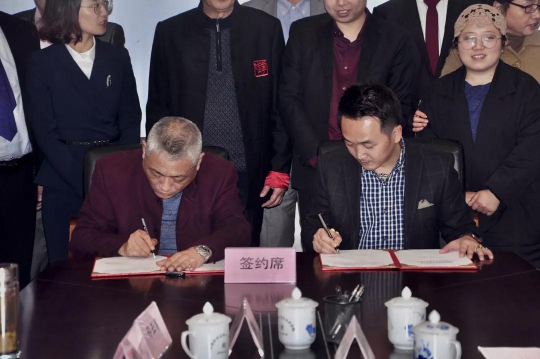 PG共建游戏设计专业签约仪式(图8) PG校企合作